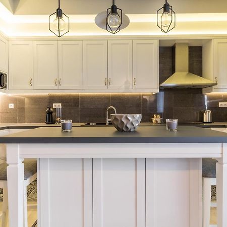 אתונה Comfortable And Spacious 2 Bdr Apt מראה חיצוני תמונה