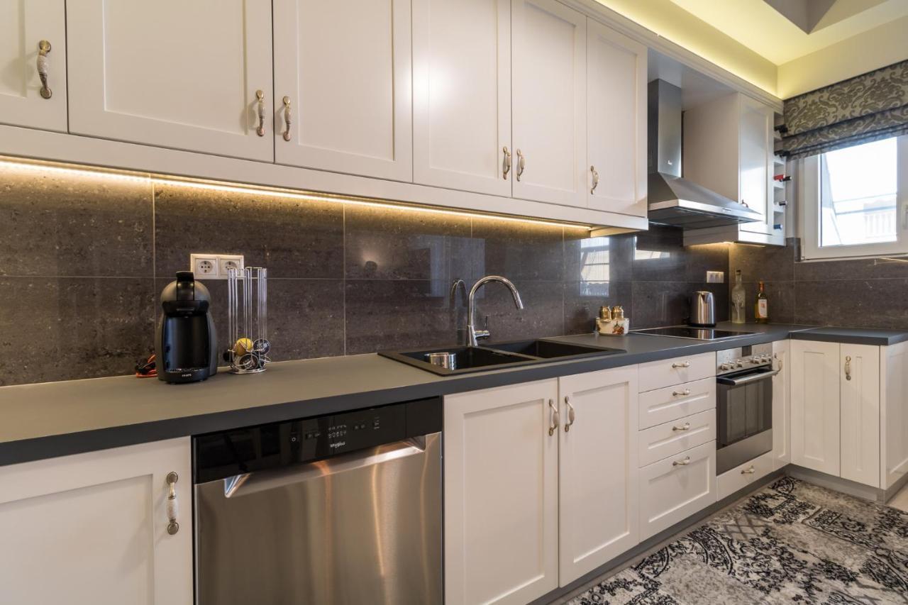 אתונה Comfortable And Spacious 2 Bdr Apt מראה חיצוני תמונה