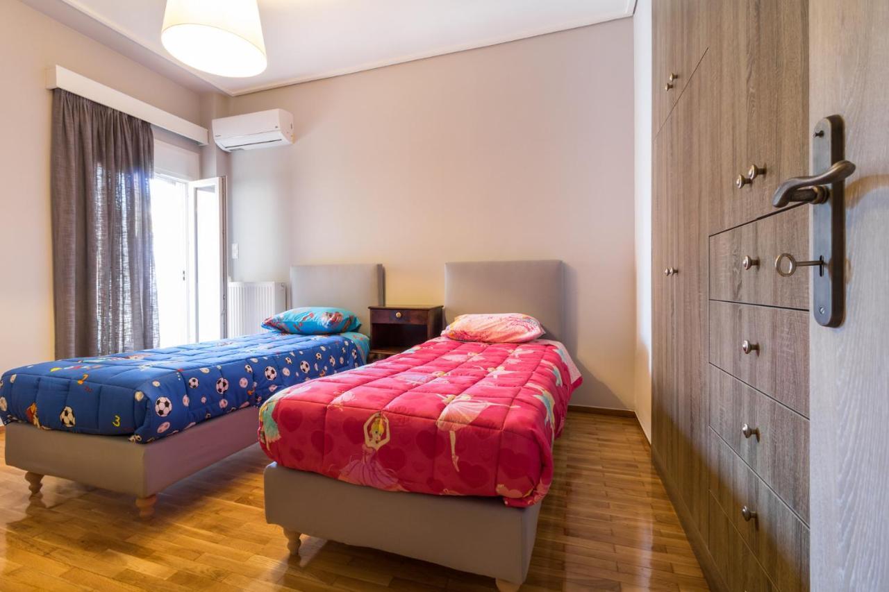אתונה Comfortable And Spacious 2 Bdr Apt מראה חיצוני תמונה