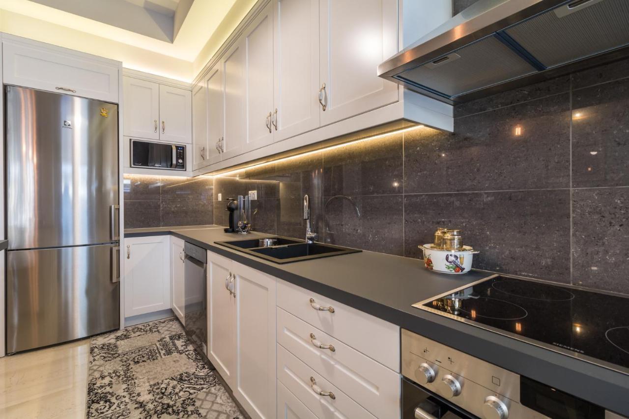 אתונה Comfortable And Spacious 2 Bdr Apt מראה חיצוני תמונה